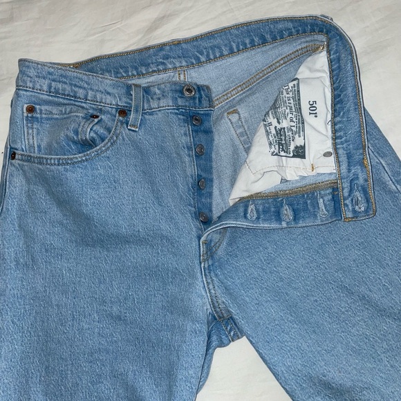 Women’s Levi 501 high rise cropped straight leg jeans size 30 - Picture 3 of 6